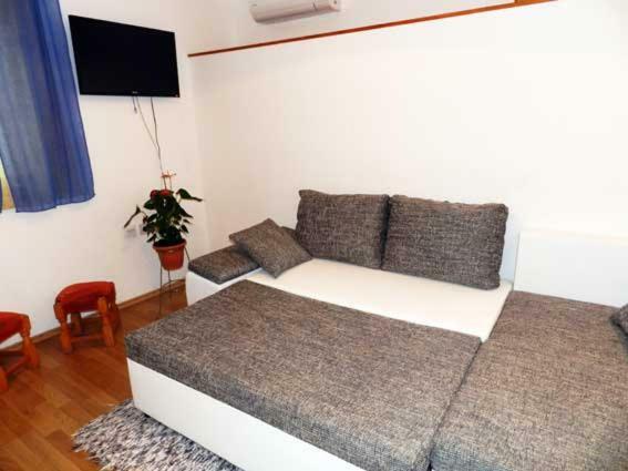 Apartmani Maruncic โอมิช ภายนอก รูปภาพ