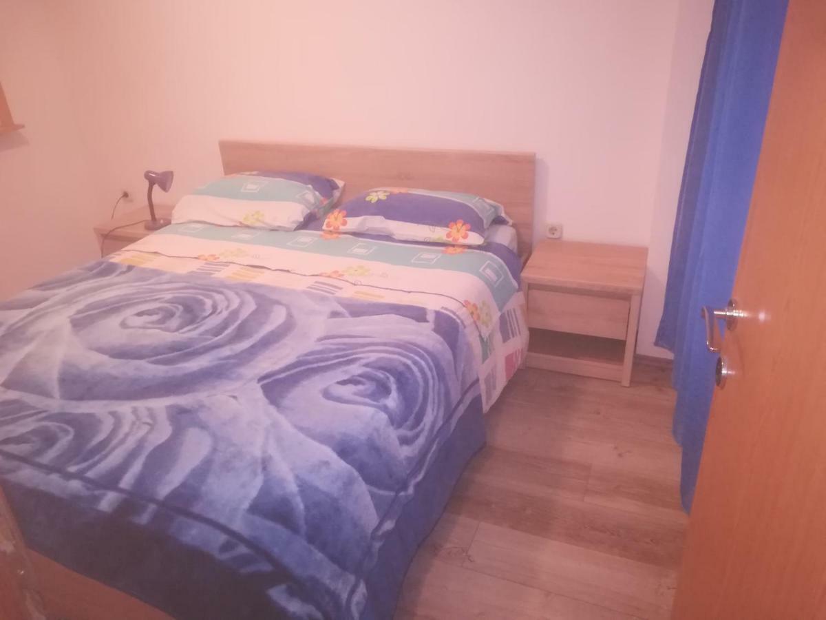 Apartmani Maruncic โอมิช ภายนอก รูปภาพ