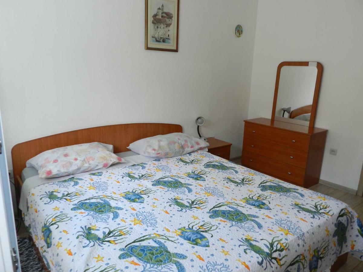 Apartmani Maruncic โอมิช ภายนอก รูปภาพ